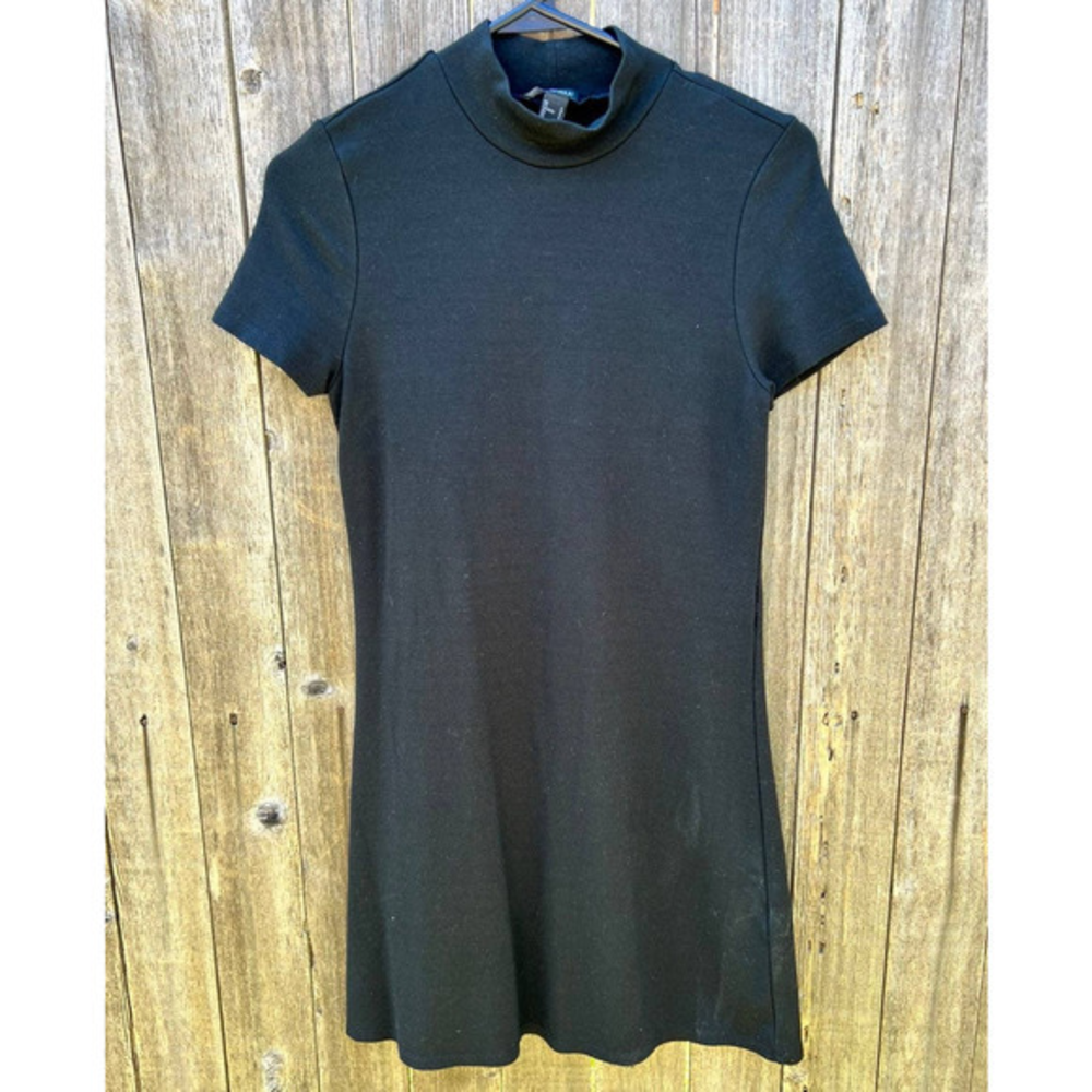 Forever 21 Womens Dress Large‎ Black Fitted a line Mock Neck